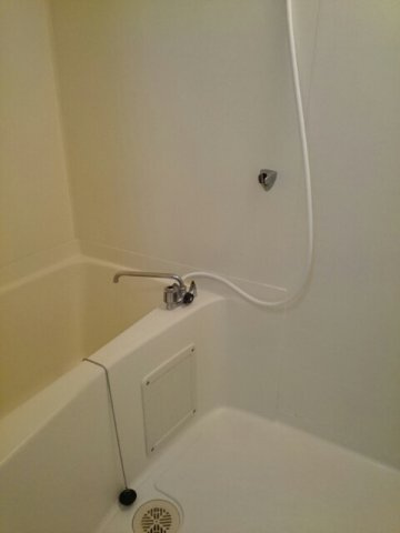 セピアハイツアラキＣの浴室