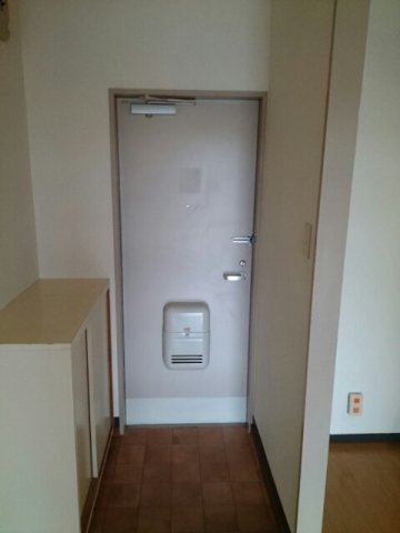 セピアハイツアラキＣの玄関