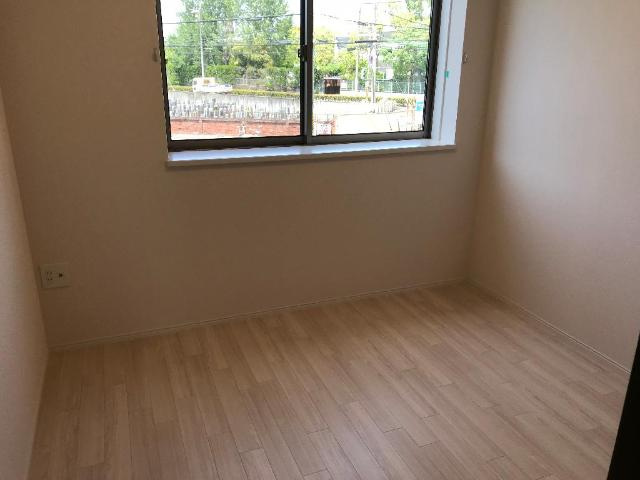 ソレアードⅢの内装|洋室