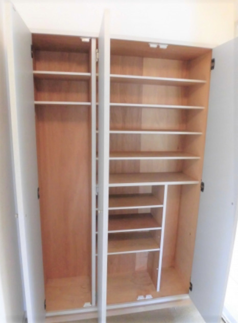 ミーツハオスK B棟の玄関|ちょっとした収納スペースも充実しています