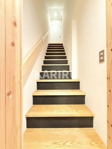 大宮5丁目長屋　E棟の玄関