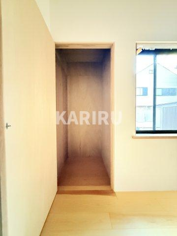 大宮5丁目長屋　E棟の収納