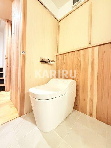 大宮5丁目長屋　E棟のトイレ