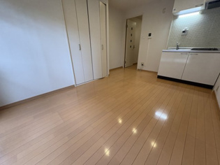 ハイネス門戸の居間