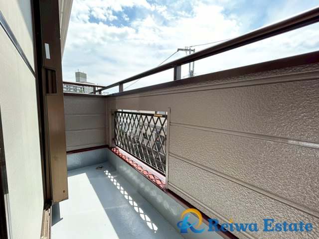 中古戸建　茅ヶ崎市菱沼3丁目のバルコニー