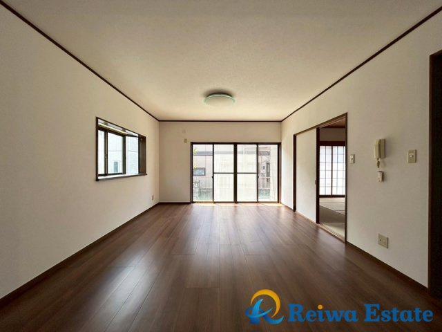 中古戸建　茅ヶ崎市菱沼3丁目の居間・リビング