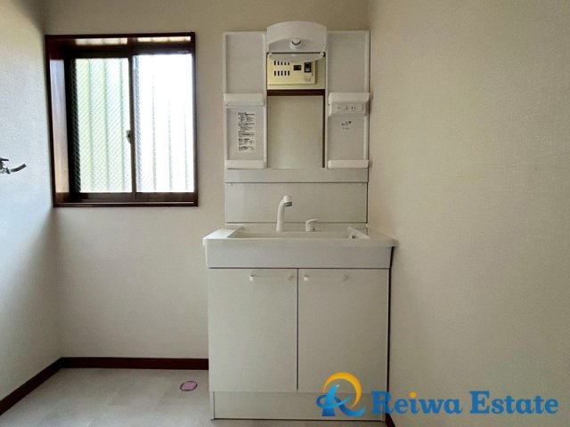 中古戸建　茅ヶ崎市菱沼3丁目の独立洗面台