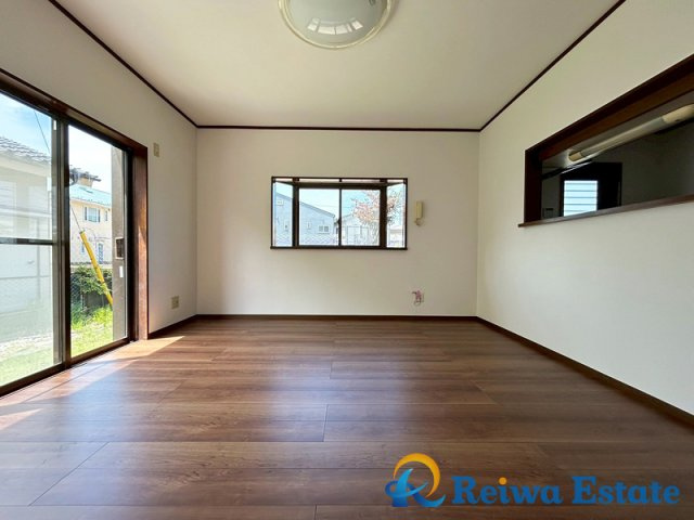 中古戸建　茅ヶ崎市菱沼3丁目の居間・リビング