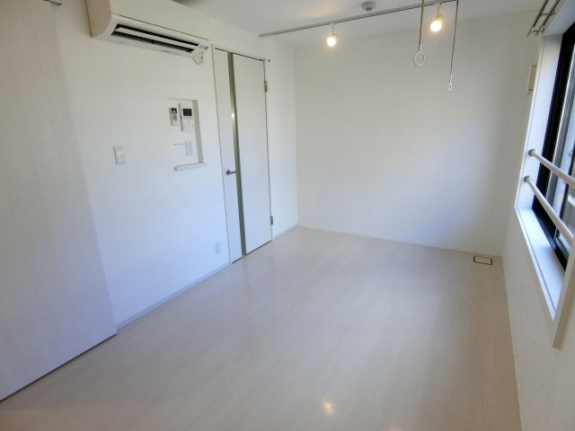 TRYM武蔵小杉の洋室|他のお部屋の参考写真となります。