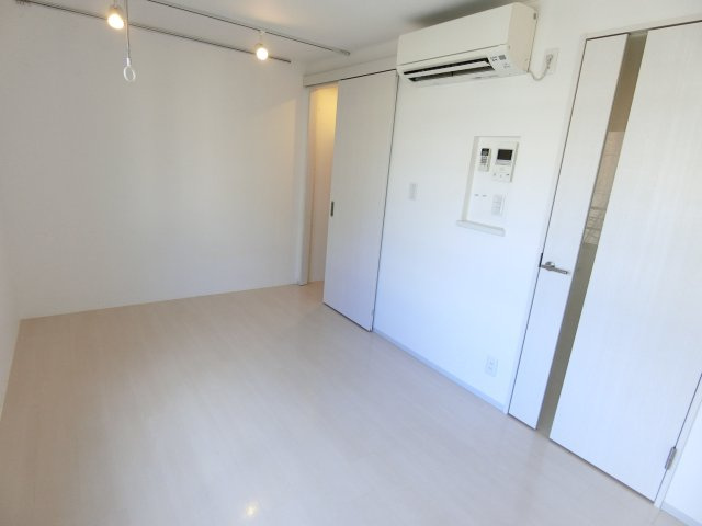 TRYM武蔵小杉の寝室|他のお部屋の参考写真となります。