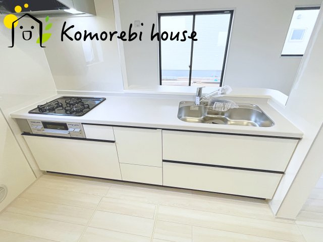 さいたま市西区島根　新築一戸建て　リーブルガーデン　03のキッチン|1/10　撮影済み