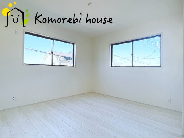 さいたま市西区島根　新築一戸建て　リーブルガーデン　03の寝室|1/10　撮影済み