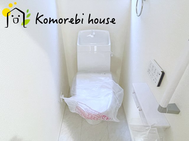 さいたま市西区島根　新築一戸建て　リーブルガーデン　03のトイレ|1/10　撮影済み