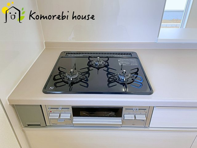 さいたま市西区島根　新築一戸建て　リーブルガーデン　04のキッチン|26.1.22　撮影済み