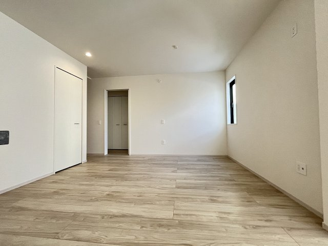 【居間・リビング】 | 福岡市南区中尾3丁目2期　1号棟（全1棟）【仲介手数料無料・0円】 | 現地写真。