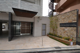 【エントランス】