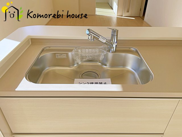 さいたま市西区島根　新築一戸建て　リーブルガーデン　06のキッチン|12/4　撮影済み