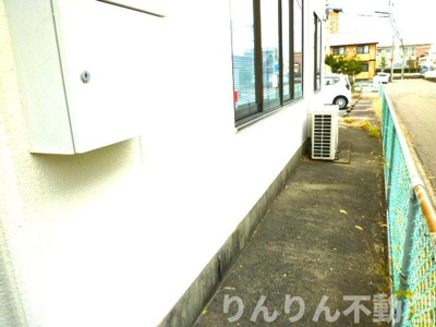 【ロビー】 | 山城西2丁目店舗・事務所 | ロビーです