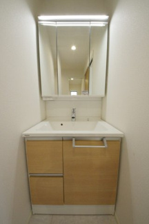 【独立洗面台】 | 【仲介手数料無料！！】日野市東豊田3丁目　新築戸建て（全7棟）2号棟　3980万円