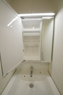 【独立洗面台】 | 【仲介手数料無料！！】日野市東豊田3丁目　新築戸建て（全7棟）2号棟　3980万円