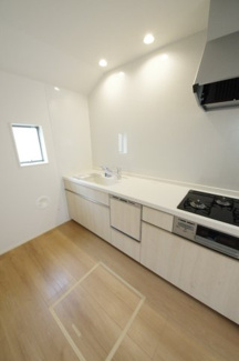 【キッチン】 | 【仲介手数料無料！！】日野市東豊田3丁目　新築戸建て（全7棟）2号棟　3980万円