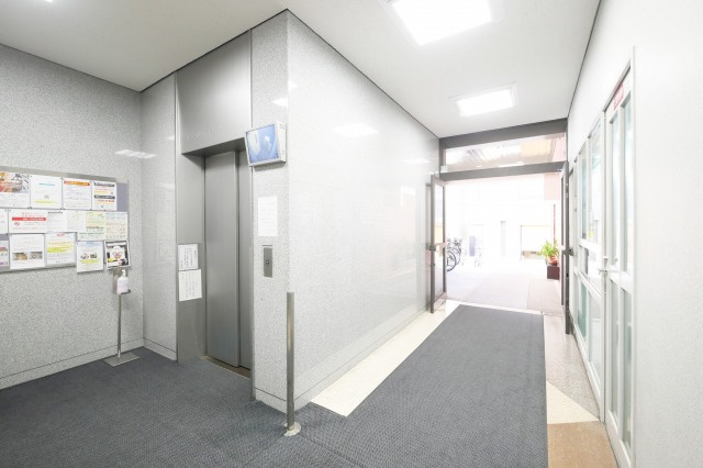 堀江テラスのロビー