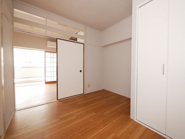 堀江テラスの居間・リビング