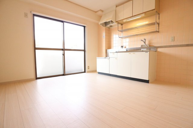 ドリーム寺池の居間・リビング