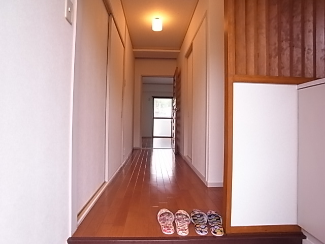 ドリーム寺池の玄関