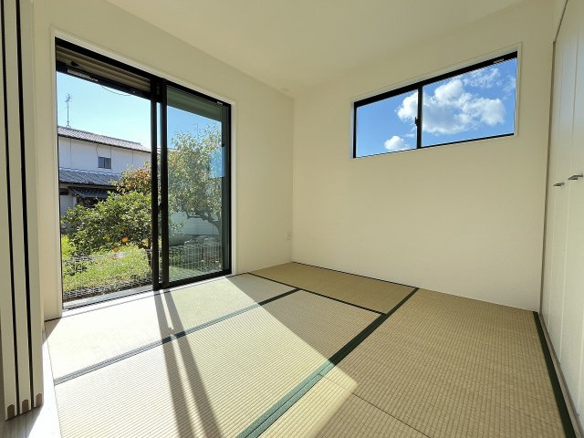 【和室】 | 福岡市東区美和台5丁目6期・平屋　2号棟（全2棟）【仲介手数料無料・0円】 | 現地写真。1階和室です。