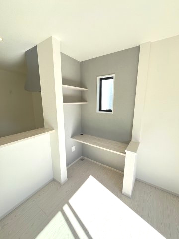 【居間・リビング】 | 福岡市東区美和台5丁目6期・平屋　2号棟（全2棟）【仲介手数料無料・0円】 | 現地写真。