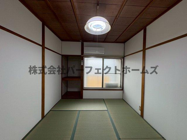 西禁野1丁目テラス　賃貸の和室|趣のある和室です