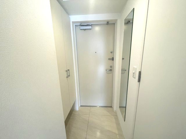 セレニテフラン新大阪　仲介手数料無料！の玄関