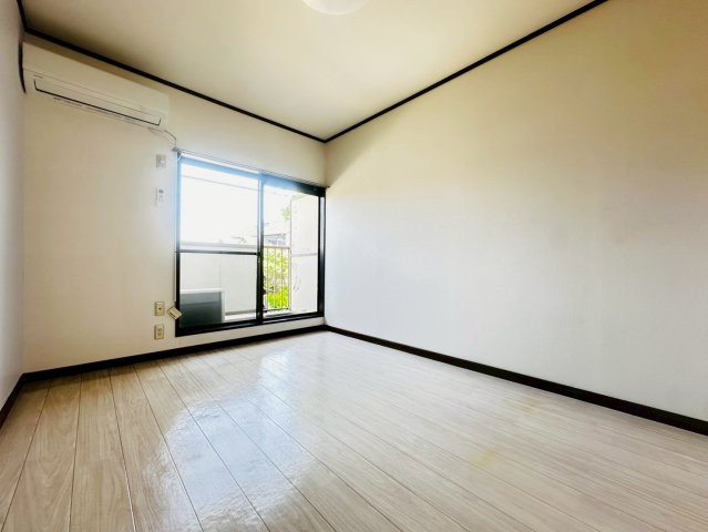 シャンボール藤井の居間・リビング