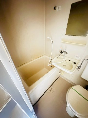 シャンボール藤井の浴室