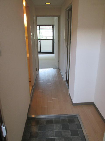 【玄関】 | 明るい玄関です