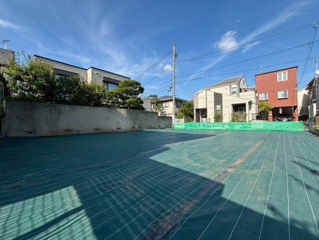 練馬区小竹町2丁目　建築条件無し売地　残1区画の外観|現地写真

ご内見希望・資料請求などお気軽にお問い合わせ下さい！
03-5990-5201