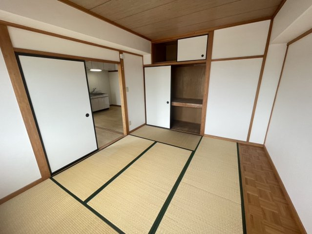 メゾンアルファの和室