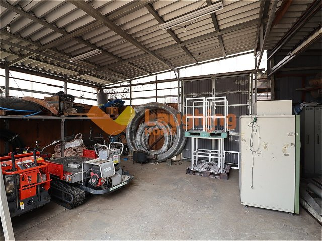 八女市平田倉庫の駐車場