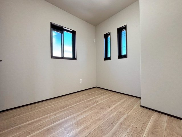 新築戸建　岐阜市旦島５丁目　全３区画分譲の洋室