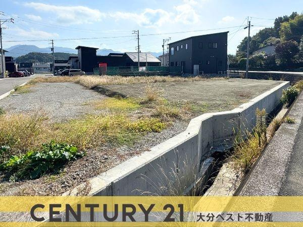 丹生土地④の外観|※別途浄化槽設備の設置が必要とあります。