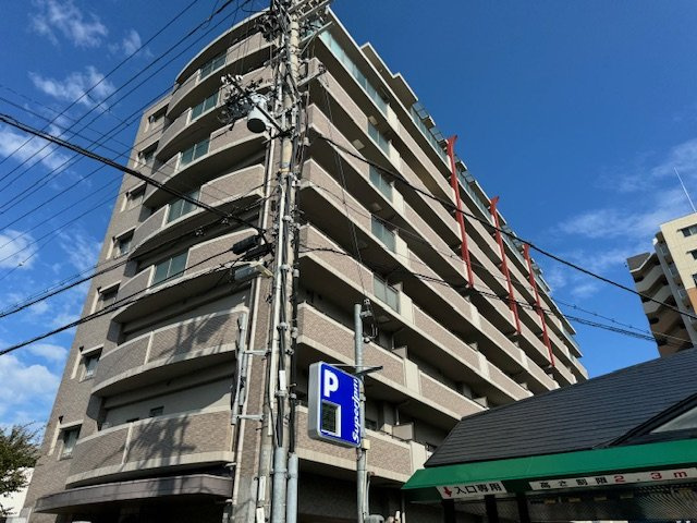 ルイシャトレ三田の外観