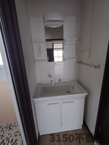 辻広ビルの洗面所