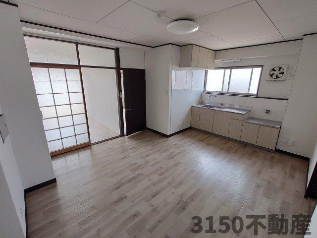 辻広ビルの居間・リビング