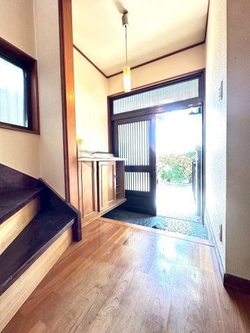 練馬区大泉学園町４丁目　中古一戸建　西武池袋線　大泉学園の玄関