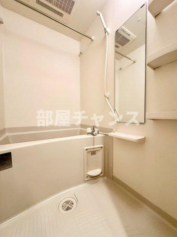 プレサンス久屋大通セントラルパークの浴室