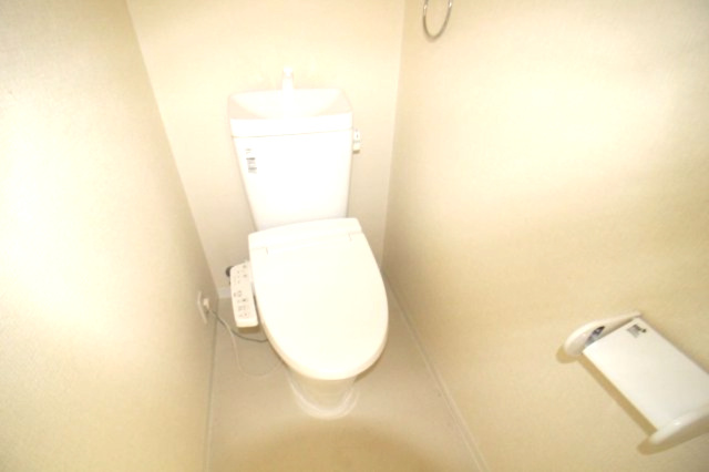 メビウス天下茶屋レジデンスのトイレ|清潔感のあるトイレです