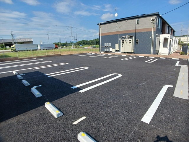 スプリングガーデンの駐車場|その他