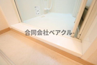 【浴室】 | アラン・コート