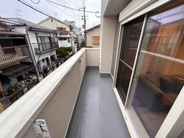 【バルコニー】